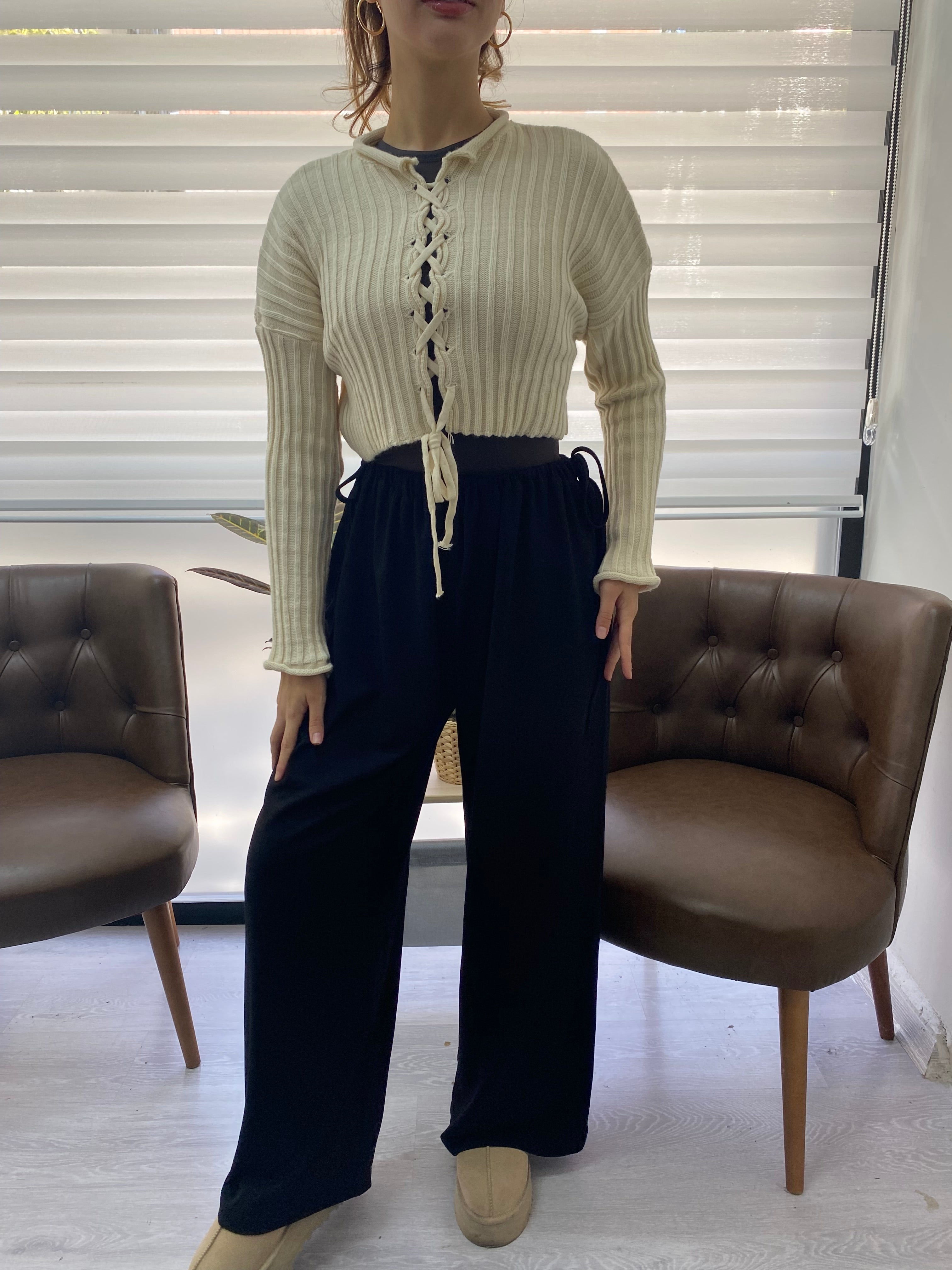 Beyaz Kadın Crop Kazak