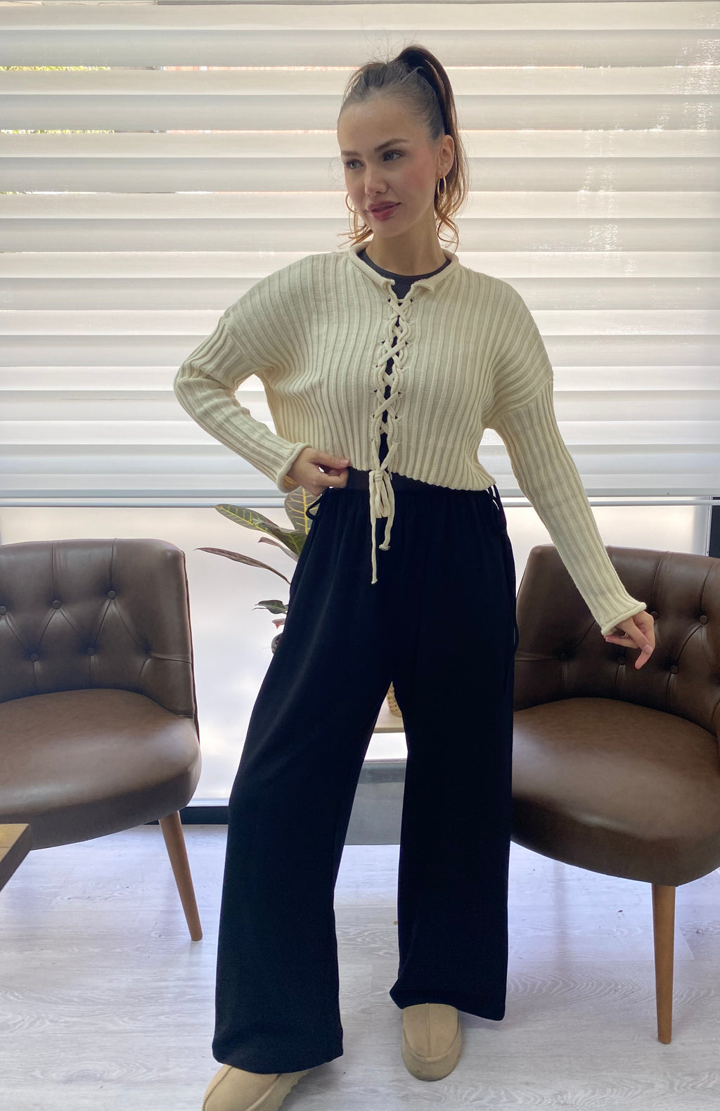 Beyaz Kadın Crop Kazak