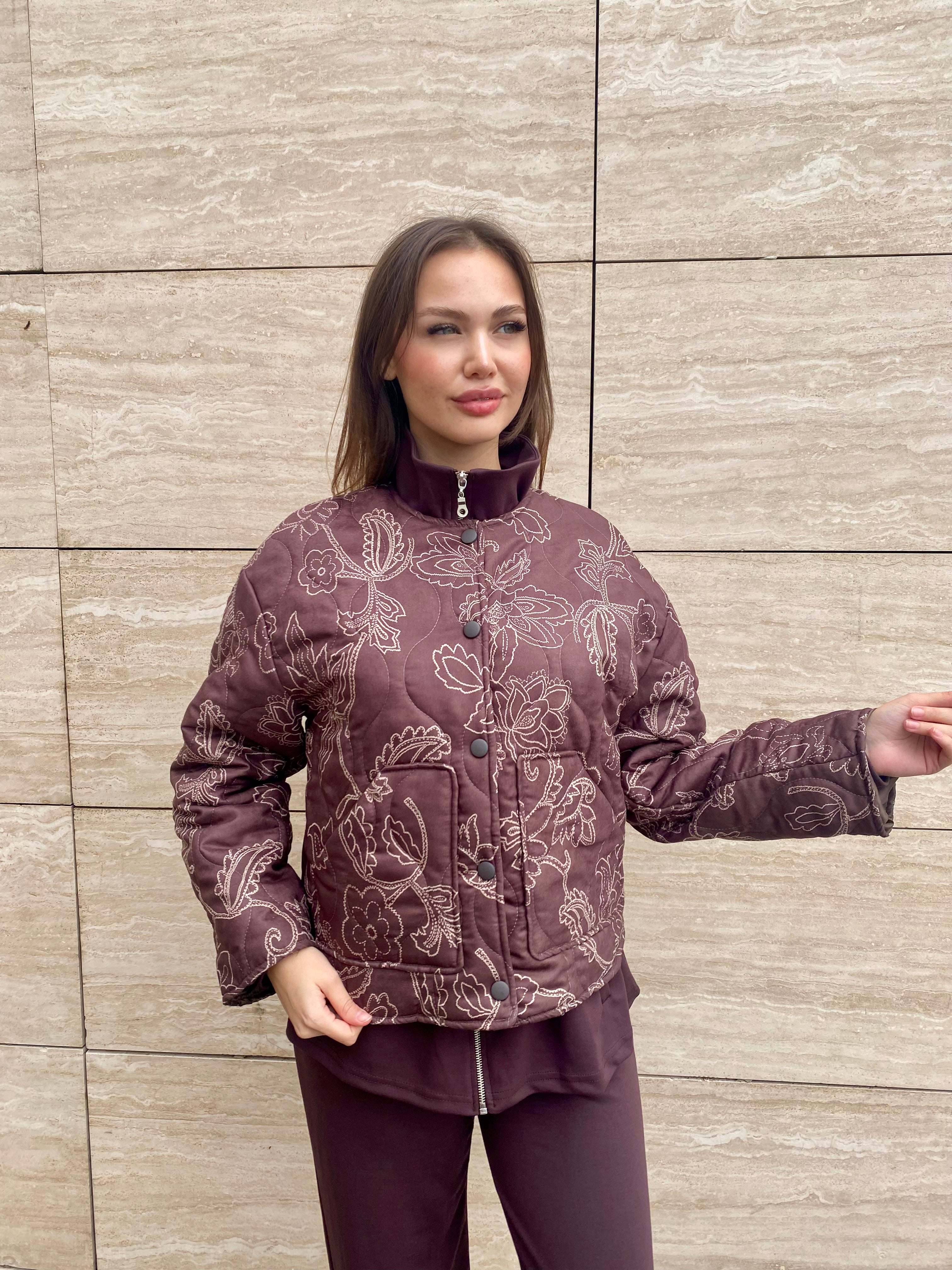 Astarlı Kadın Kahverengi Kapitone  İnce Mont